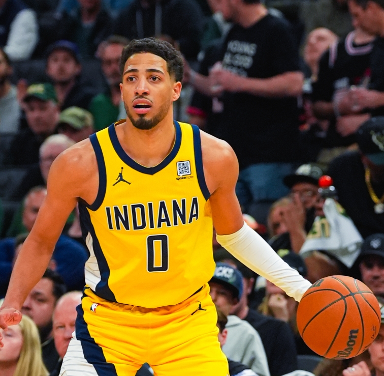 开云体育下载-篮网轻取太阳，布克惊艳四座的简单介绍