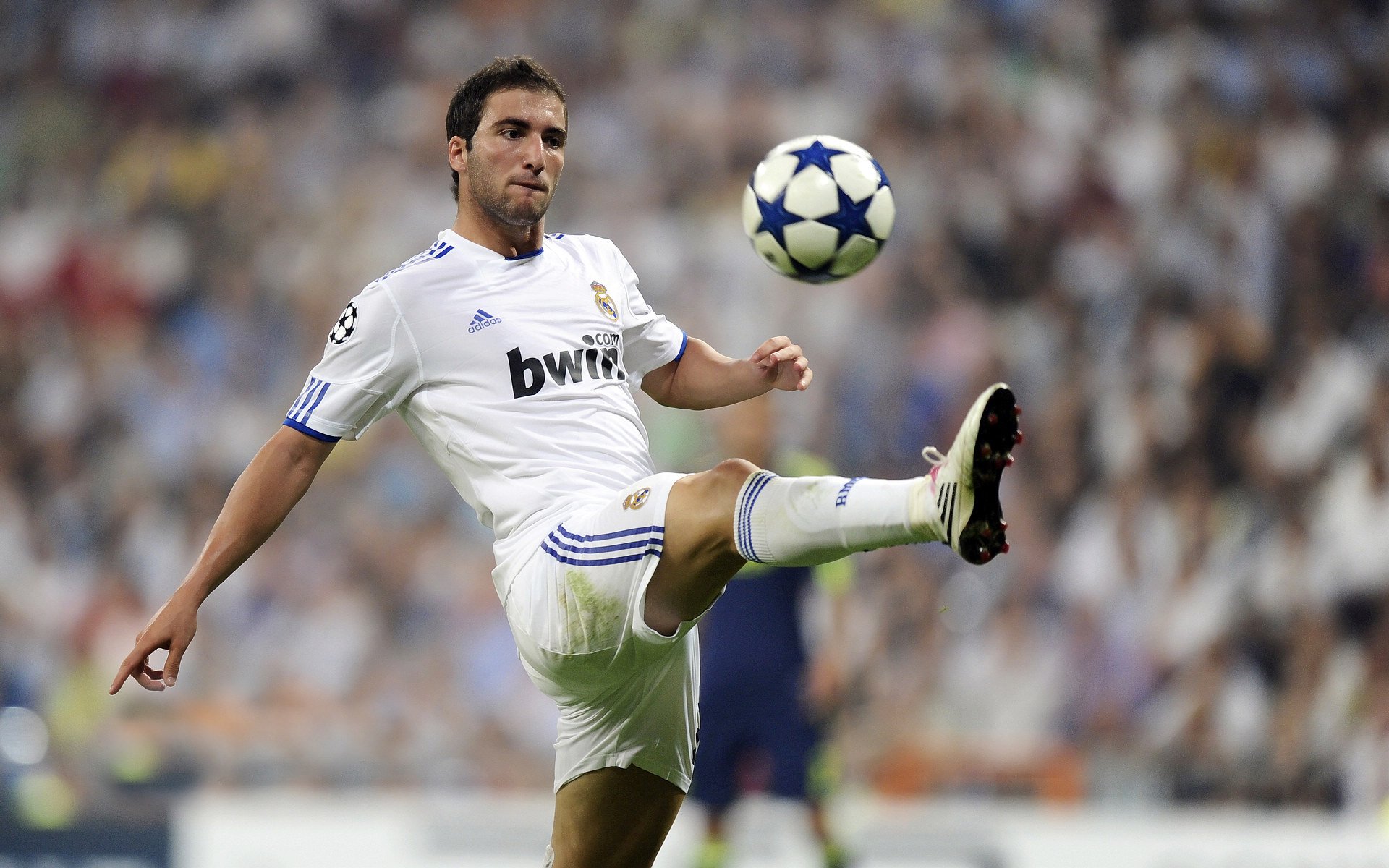 末节风暴！恩比德一剑封喉，公牛逆转尼克斯彰显巨星价值