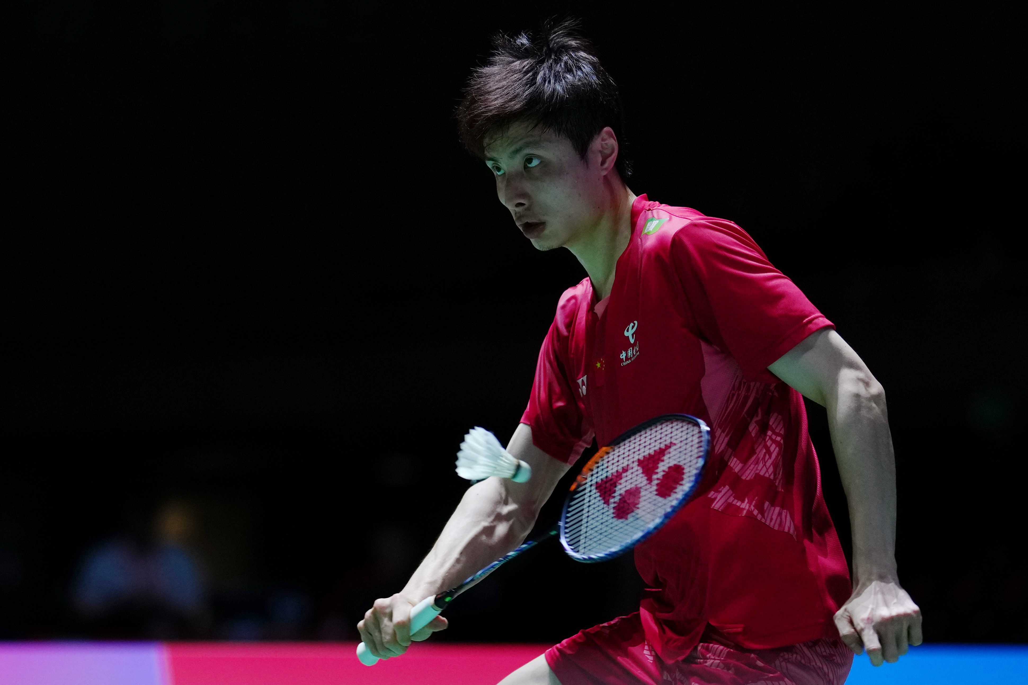 包含印尼队逆转日本队，石宇奇统治全场的词条