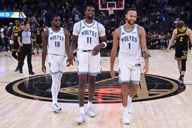 开云体育下载-掘金轻取青岛队，范弗利特带队取胜