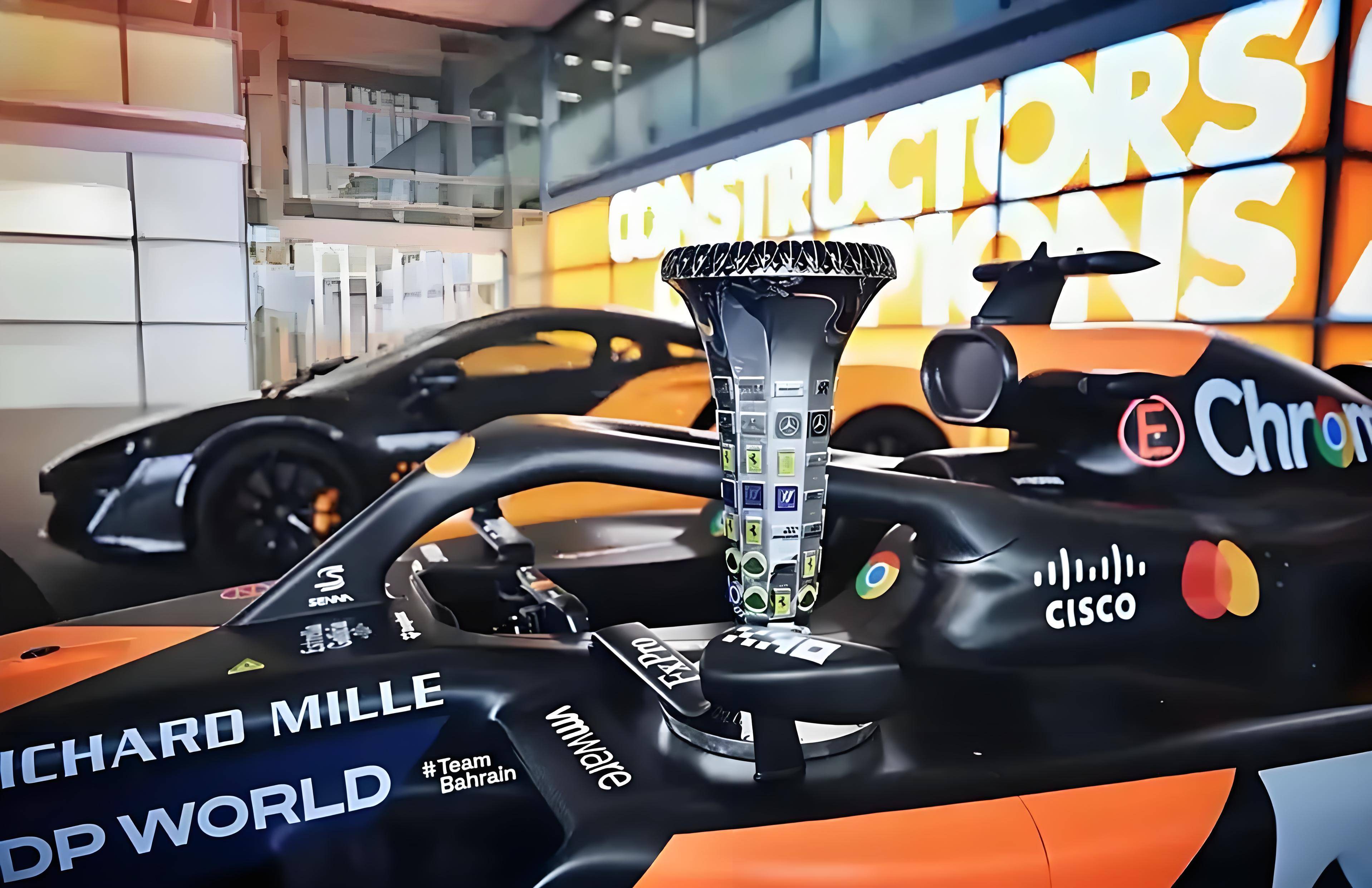 迈凯伦完胜梅赛德斯,诺里斯点燃赛场 迈凯伦完胜梅赛德斯,诺里斯点燃赛场